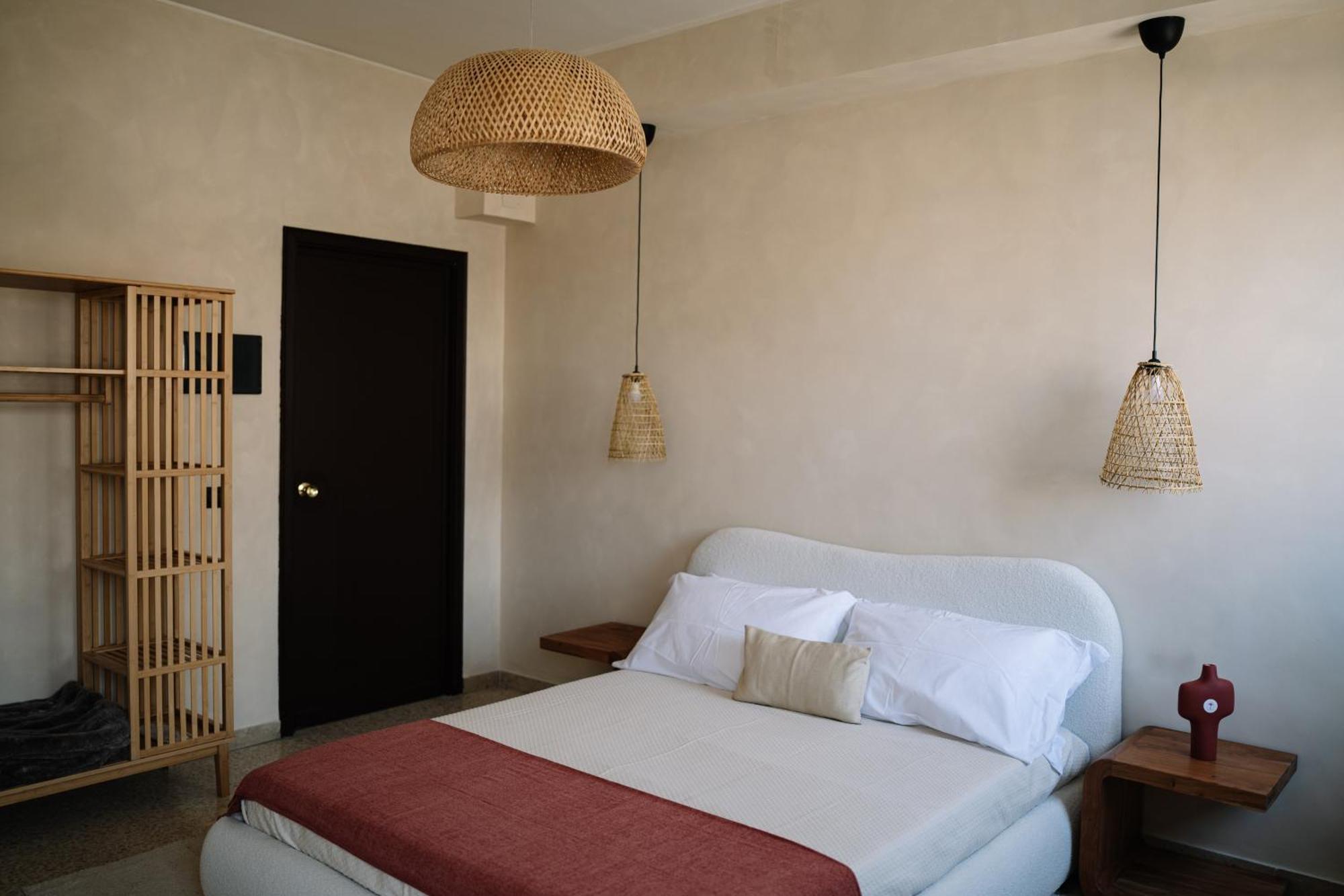 Taga Suites Aeroporto di Catania Fontana Rossa Esterno foto