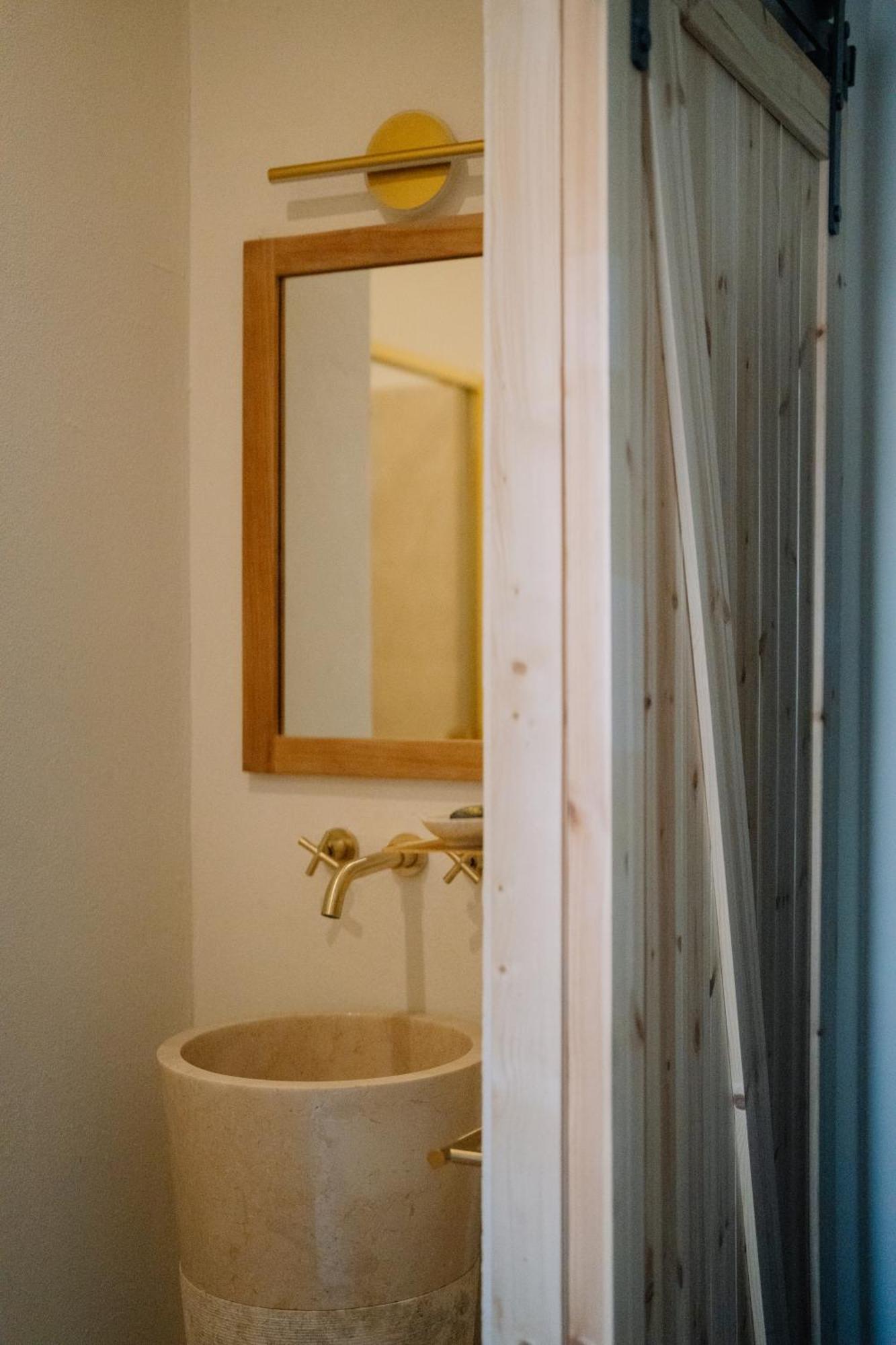 Taga Suites Aeroporto di Catania Fontana Rossa Esterno foto
