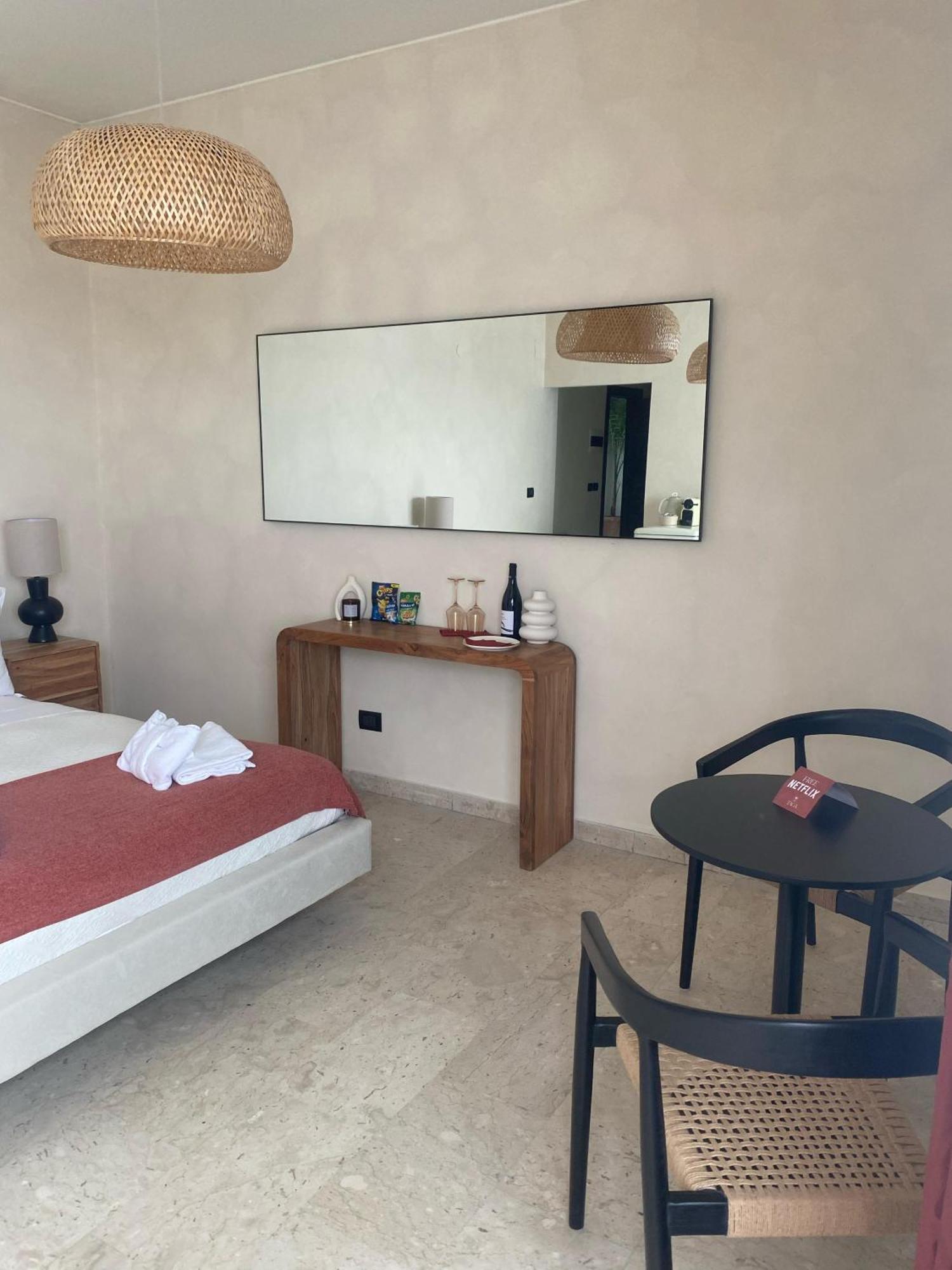 Taga Suites Aeroporto di Catania Fontana Rossa Esterno foto